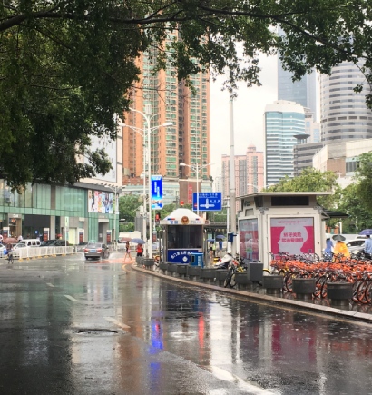 深圳東門老街智慧路燈