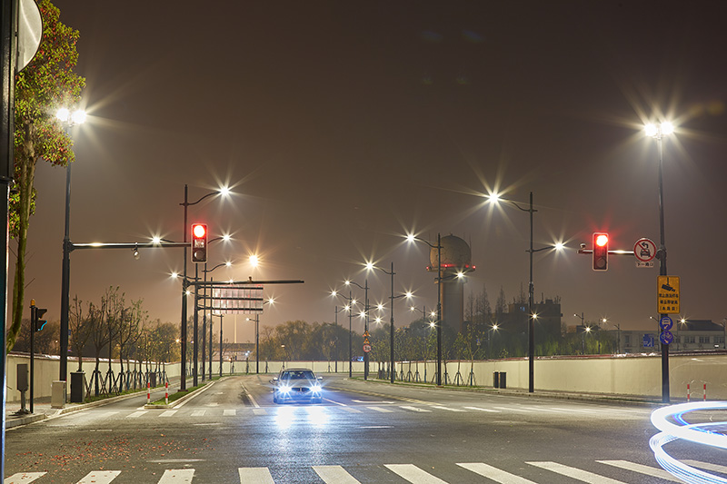 道路照明夜間出行的守護者