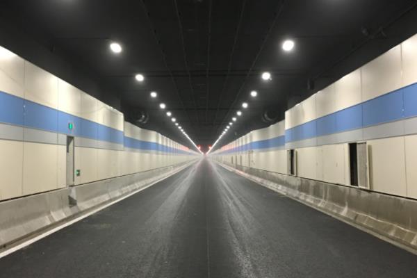 上海 諸光路隧道